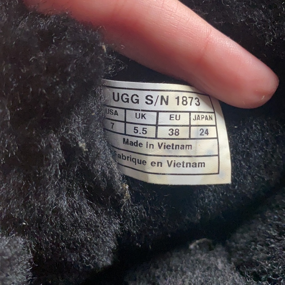 Bailey Button Uggs - image 4